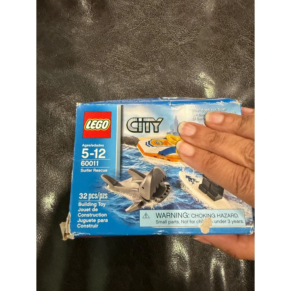 LEGO City 60011 Surfer‎ Rescue Building Toy 32 Pieces Ages 5-12 Box Set